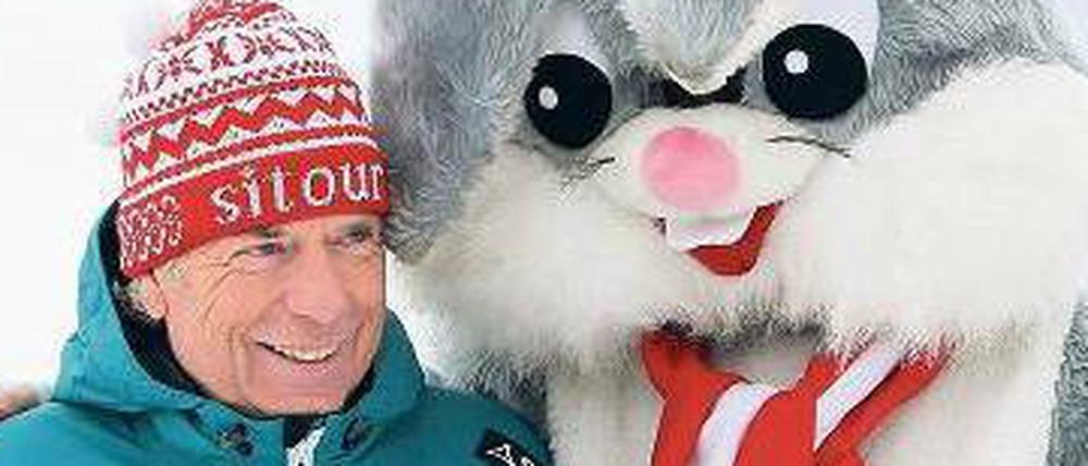 Kuscheln kann er auch. Peter Schröcksnadel (l.) mit Hopsi, dem Maskottchen der Alpinen-Ski-WM in Schladming 2013, für die sein Verband verantwortlich war.