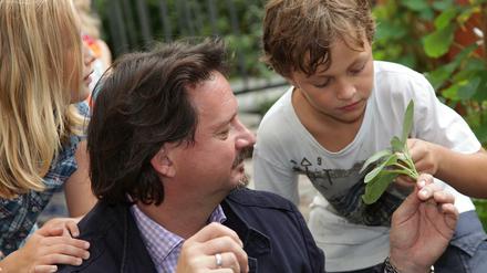 Schon probiert? Kolja Kleeberg will Kindern zeigen, wie einfach gutes Essen sein kann.