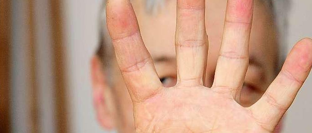 Wem gehört diese Hand? 
