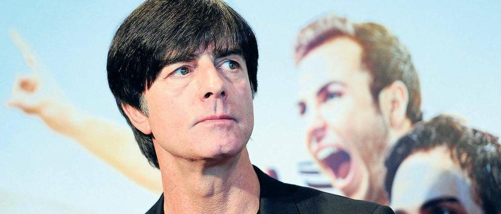 Feilen statt schleifen: Von seinen Spielern erwartet Bundestrainer Joachim Löw, dass sie ab sofort mehr trainieren und ihr ganzes Leben auf die WM ausrichten.