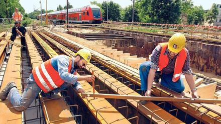 Ausbaufähig. Nicht nur die Eisenbahnstrecken im Umland werden leistungsfähiger gemacht, sondern auch die innerhalb der Stadt. Das bringt Probleme mit sich.