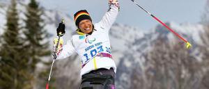 Athletin Andrea Eskau freut sich über den Sieg.