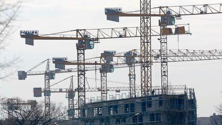 Schaffe, schaffe, Häuslebaue. In Berlin sind 2013 so viele Wohnung entstanden wie seit 1999 nicht mehr.