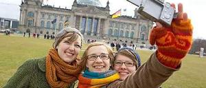 Jugendliche zu Besuch in Berlin. 