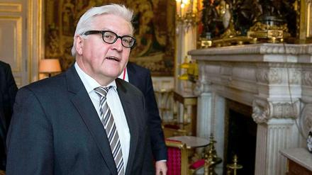 Frank-Walter Steinmeier bei Gesprächen in Paris. 