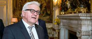 Frank-Walter Steinmeier bei Gesprächen in Paris. 
