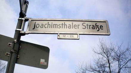Ein Rechtschreibfehler? Nein, in Hohenschönhausen schreibt man die Joachimsthaler Straße schon immer mit H.