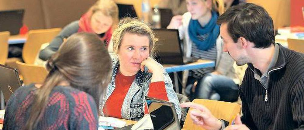Gruppentherapie. Schreibblockaden haben oft psychologische Ursachen.