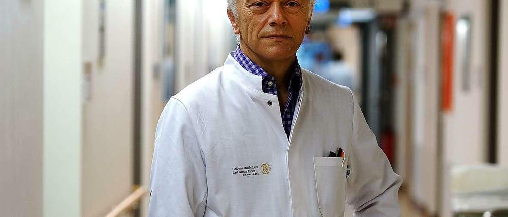 Will nicht mehr. Gerhard Ehninger, der die DKMS 1991 mit gegründet hatte, hat jetzt sein Amt als Leiter des medizinischen Beirats hingeworfen. 