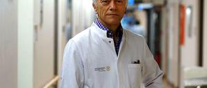 Will nicht mehr. Gerhard Ehninger, der die DKMS 1991 mit gegründet hatte, hat jetzt sein Amt als Leiter des medizinischen Beirats hingeworfen. 