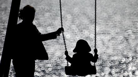 Die moderne Familie ist heute nicht mehr unbedingt eine, in der zwei Erwachsene Kinder großziehen.