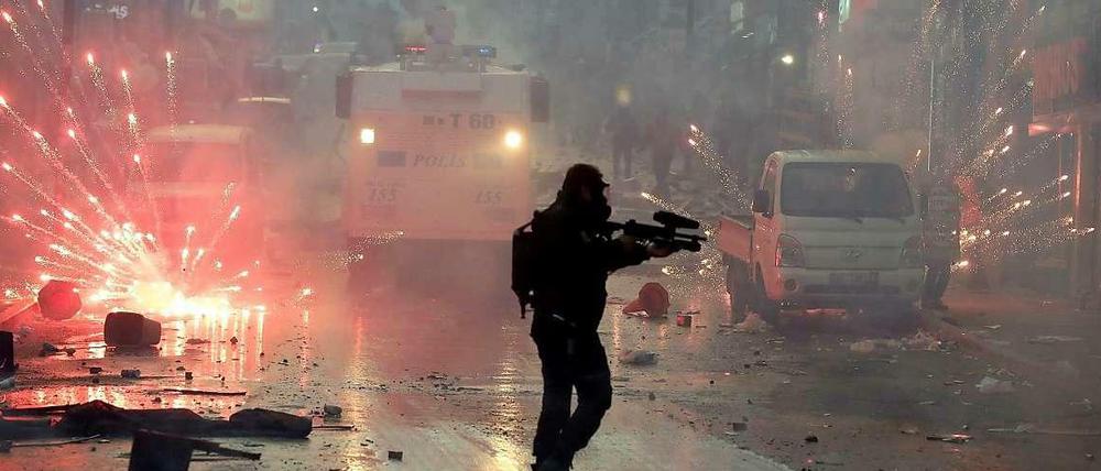 Straßenkämpfe in Istanbul