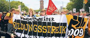 Studierende protestieren im Jahr 2009 gegen Misstände im Bachelor-Studium.