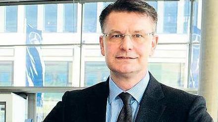 Jürgen Herrmann. Seit Januar leitet der gebürtige Stuttgarter die Mercedes-Niederlassung in Berlin.