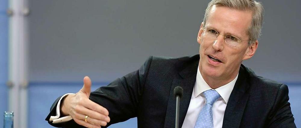 Clemens Binninger (CDU) ist Vorsitzender des Parlamentarischen Kontrollgremiums und demnächst auch Vorsitzender des NSA-Untersuchungsausschusses.