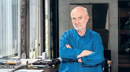 Der Haus-Meister. Peter Zumthor in seinem Atelierhaus im schweizerischen Haldenstein bei Chur, aufgenommen 2013. Foto: dpa/picture-alliance