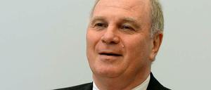 Hat Uli Hoeneß die Millionenbeträge wirklich im Alleingang bewegt?