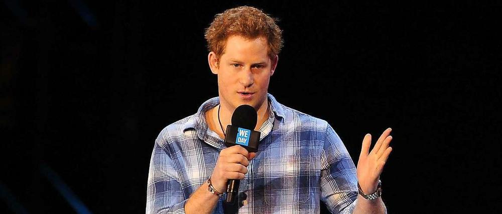 Ich hätte da mal einen Auftrag für den Buckingham Palace... Mit einer derart platten Masche kam ein Betrüger in Österreich durch, der sich bei Facebook als Prinz Harry ausgegeben hatte und einen Handwerker dazu brachte, ihm Geld zu überweisen.