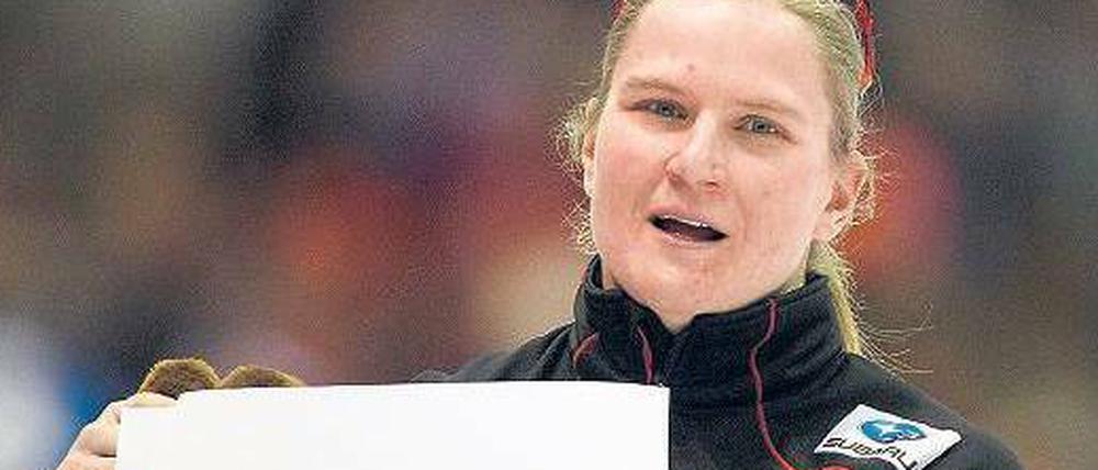 Jenny Wolf, 35, wurde fünf Mal Weltmeisterin im Eisschnelllauf und holte 2010 in Vancouver Olympia-Silber. Am Wochenende beendete die Berlinerin ihre Karriere. 