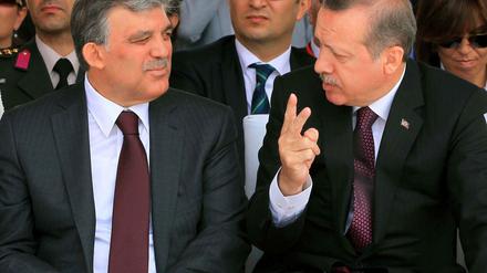 Der türkische Staatspräsident Abdullah Gül und Premier Erdogan