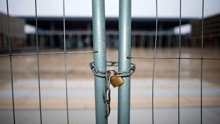 Je länger die Fertigstellung des Hauptstadtflughafens dauert, desto größer werden Frust und Nöte der Unternehmer. Einst erhofften sie sich hier das großes Geschäft.