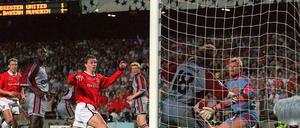 Barcelona. 1999. Einer der schlimmsten Abende der Bayern-Geschichte. In der Nachspielzeit schoss Manchester United zwei Tore, gewann damit das Finale der Champions League mit 2:1. Der Norweger Ole Gunnar Solskjaer traf zum Siegtor und wurde damit zum Helden in Old Trafford.