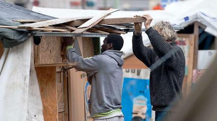 Plan mit Haken: Keiner der Politiker möchte darüber sprechen, was passiert, wenn die Flüchtlinge nicht freiwillig den Oranienplatz räumen.