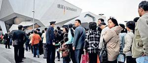 Vorbild. 83 Prozent der Chinesen halten deutsche Technologieprodukte für international wettbewerbsfähig. Das zeigte sich auch auf der Expo in Shanghai 2010.