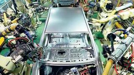 Im Härtetest. Obwohl die deutschen Importe zuletzt leicht gesunken sind, bleiben die Ausfuhren - auch des Autobauers Hyundai - eine wichtige Treibkraft für die Wirtschaft in Korea. 
