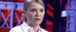 Politik ohne Zopf: Julia Timoschenko zeigte sich während ihres Auftritts im ukrainischen Fernsehen am späten Freitagabend ohne die weltberühmte blonde Flechte. 