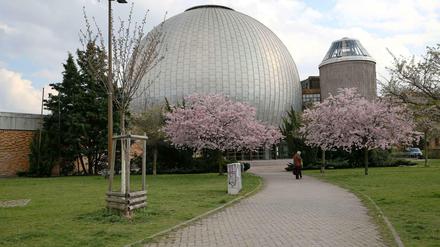 Sternenkugel. Für gut ein Jahr wird das Zeiss-Großplanetarium in Prenzlauer Berg modernisiert.
