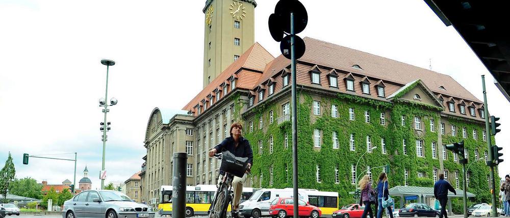 Schuldenfrei. Der Bezirk Spandau verzichtete dafür aber unter anderem auf Investitionen.