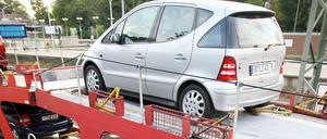 Huckepack. Bisher rollten die Autos ab Berlin-Wannsee gen Süden - vorbei.