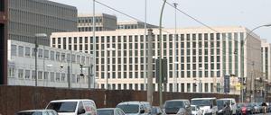 In den Gebäuden werden zunächst rund 170 Mitarbeiter einziehen.
