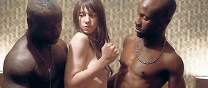 Boost my libido. Charlotte Gainsbourg bei der Intensivierung ihres Geschlechtslebens.