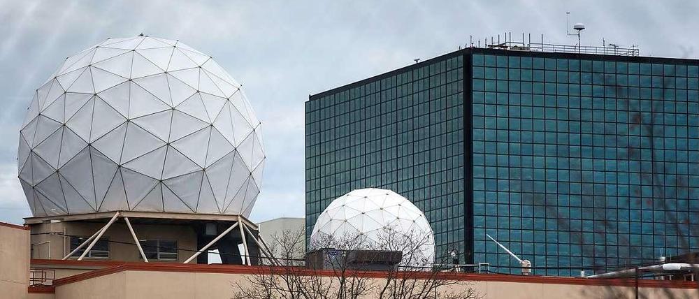 Die NSA soll nach dem Willen des Präsidenten Barack Obama nicht mehr alle Meta-Daten der Amerikaner wahllos fünf Jahre lang speichern dürfen. Künftig soll der Geheimdienst einen Richter fragen müssen, ob er die Daten über eine bestimmte Person anfordern darf. Das Foto zeigt die NSA-Zentrale in Fort Meade. 