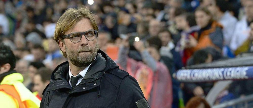 Jürgen Klopp, Trainer des BV Borussia Dortmund, kommt mir Fernsehjournalisten nicht immer gut aus. Das war auch im Hinspiel des Viertelfinales der Champions League bei Real Madrid wieder so.