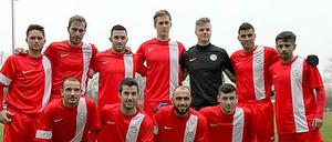 Die Spieler des SV Tasmania bei einem Testspiel im Januar.