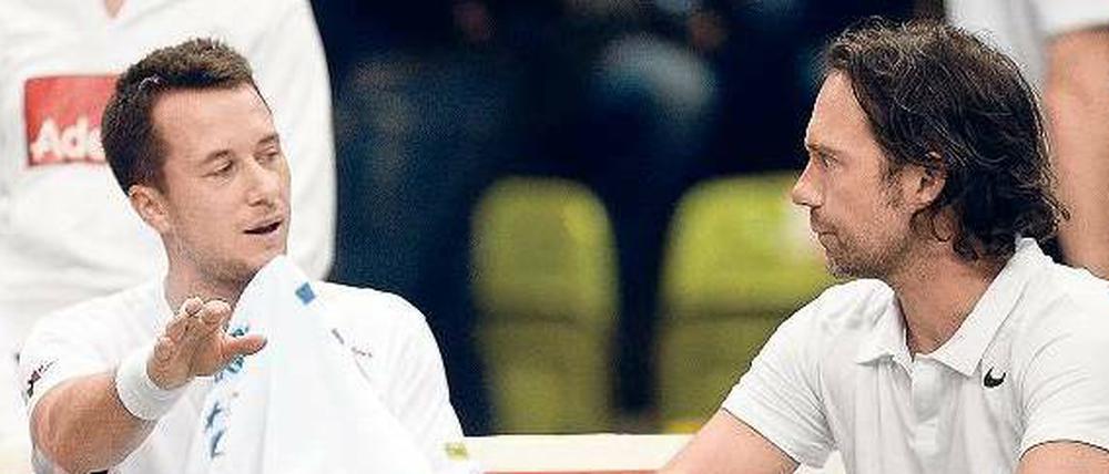 Ausgespielt? Ob Philipp Kohlschreiber (l.) von Carsten Arriens noch einmal für den Davis-Cup nominiert wird, ist fraglich. 