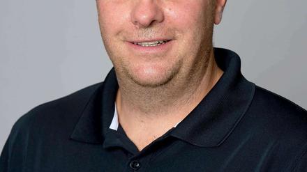 Steffen Ziesche, 41, ist Trainer des DNL-Teams Eisbären Juniors. Die Berliner spielen am Mittwoch (19 Uhr, Wellblechpalast) das erste Spiel der Best-of-three-Finalserie gegen Mannheim.