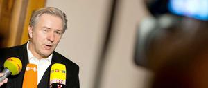 Handelte laut einem Parlamentsgutachten rechtswidrig: Berlins Regierender Bürgermeister Klaus Wowereit