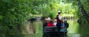 Immer schön gemütlich. Und mit etwas Glück spielt auch das Wetter mit im Spreewald. Am Sonnabend soll es nicht regnen.
