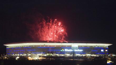 Kunstprodukt Feuerwerk. Viele Fans schätzen die offensive TSG-Spielweise, ausverkauft ist die Rhein-Neckar-Arena aber selten.