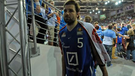 Johannes Herber beendete im Herbst 2012 seine Karriere. Er sagt: "Manchmal wünschte ich, dass ich früher verstanden hätte, dass mehr Mut dazu gehören mag, eine Verletzung zu kurieren, als mit ihr zu spielen."