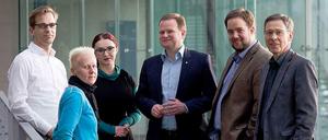 Reden über Inhalte. R2G-Aktivisten (von links) Stefan Liebich (Linke), Angela Marquardt (SPD), Agnieszka Brugger (Grüne), Frank Schwabe (SPD), Malte Spitz (Grüne) und Carsten Sieling (SPD)