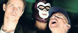 Seminar bizarr. Franz Hartwig, Sebastian Schwarz, Robert Beyer in der Adaption des Bolaño-Romans „2666“.