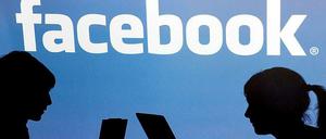 Ein Blick sagt mehr als tausend Worte, aber in Onlineforen, Blogs oder sozialen Netzwerken gibt es nur Text und keine Mimik. 