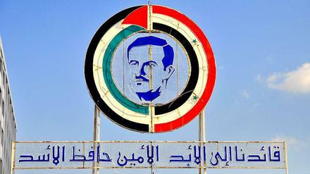Erinnerung an Bashar Al-Assads Vater Hafiz. Die Familie regiert seit über vierzig Jahren das Land.