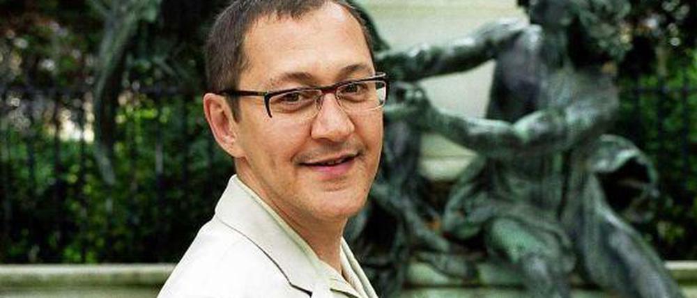 Akif Pirinçci rechnet in seinem Buch „Deutschland von Sinnen. Der irre Kult um Frauen, Homosexuelle und Zuwanderer“, mit der Gegenwart ab.