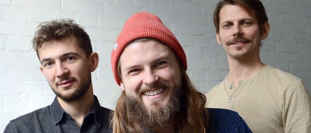 Die Berliner Folk-Band Mighty Oaks: Gitarrist Guitarist Claudio Donzelli, Sänger Ian Hooper und Bassist Craig Saunders (v.l.n.r.)
